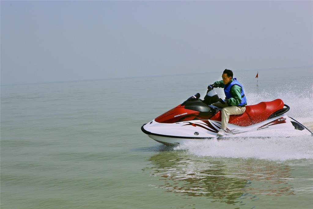 Suzhou Hanyuan Yacht&Resort Hotel Екстериор снимка