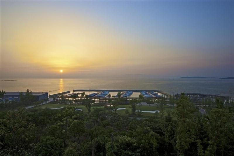 Suzhou Hanyuan Yacht&Resort Hotel Екстериор снимка